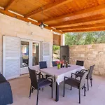 Beachfront House Hon With Pool 아파트 Dubrava (Dubrovnik-Neretva)