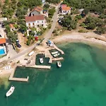 아파트 Beachfront House Hon With Pool Dubrava (Dubrovnik-Neretva)