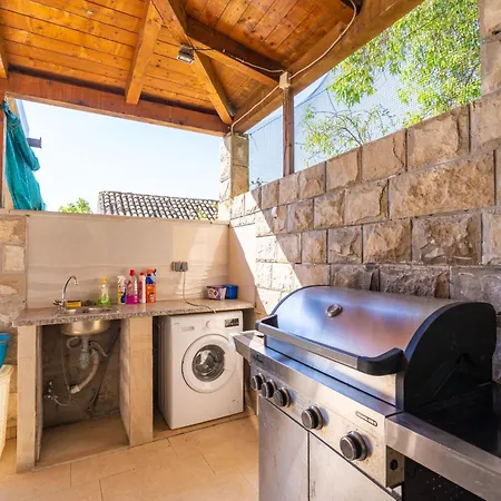 Apartament Beachfront House Hon With Pool Dubrava (Dubrovnik-Neretva)