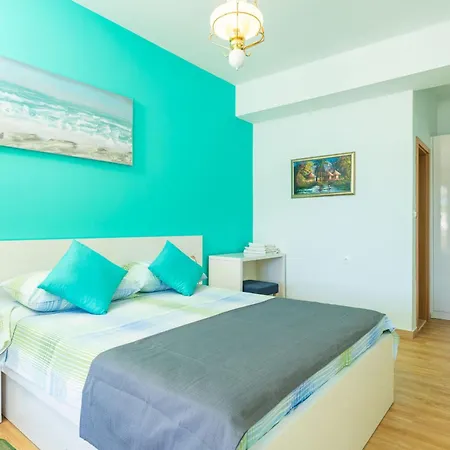 Beachfront House Hon With Pool Dubrava (Dubrovnik-Neretva)