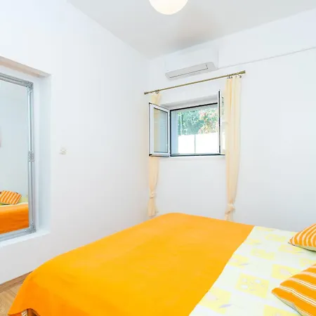 Beachfront House Hon With Pool * Dubrava (Dubrovnik-Neretva)