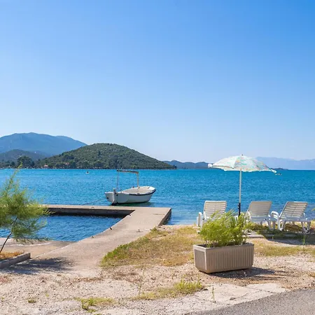 Apartment Beachfront House Hon With Pool Dubrava (Dubrovnik-Neretva)